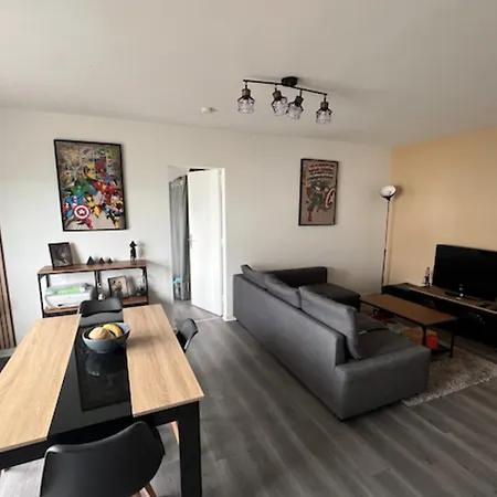 1 Bedroom 10 Min From The Historic Center Apartment